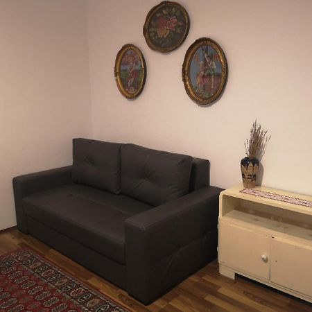 Apartments & Rooms Little Rock โมสตาร์ ภายนอก รูปภาพ