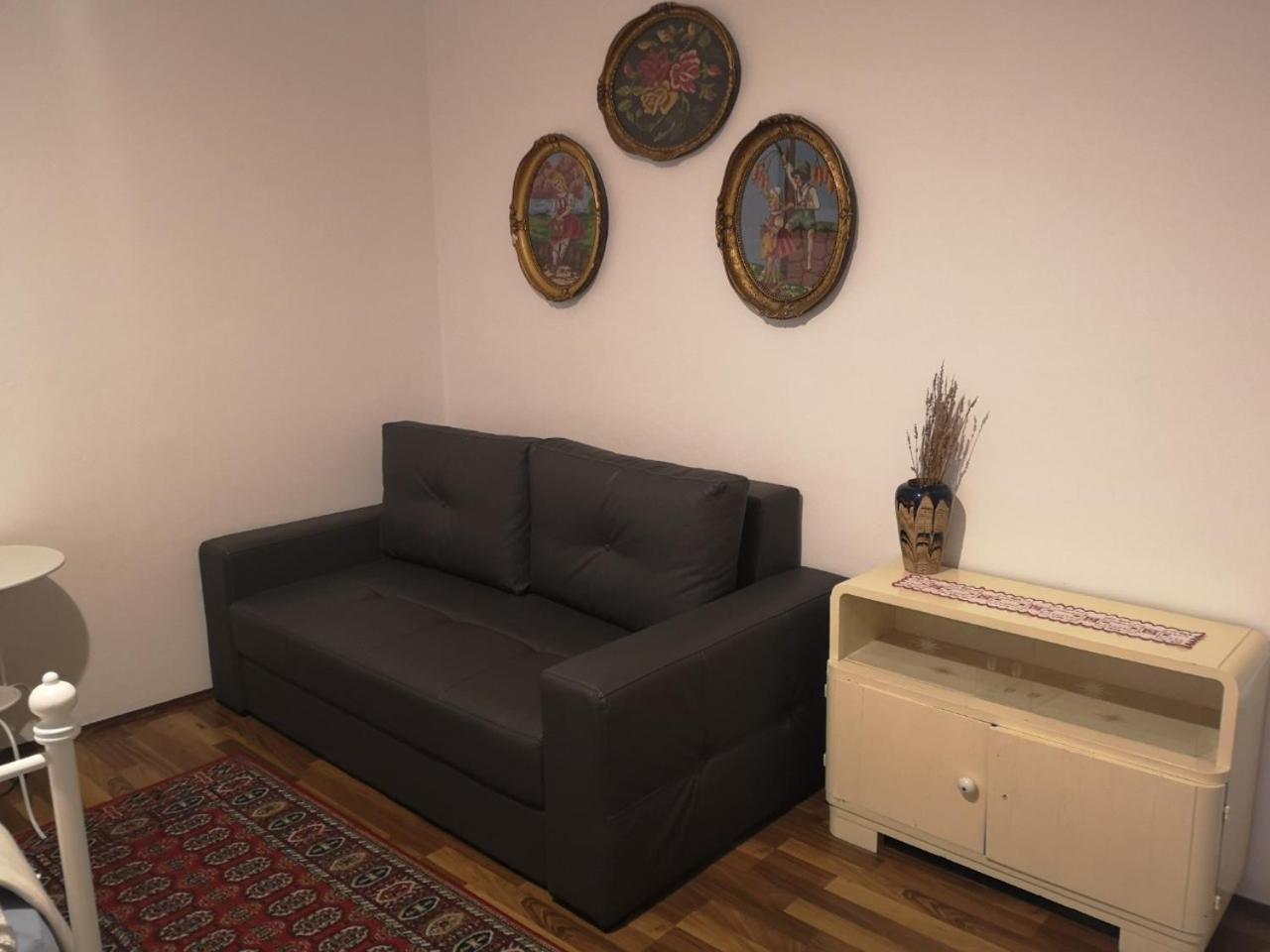 Apartments & Rooms Little Rock โมสตาร์ ภายนอก รูปภาพ