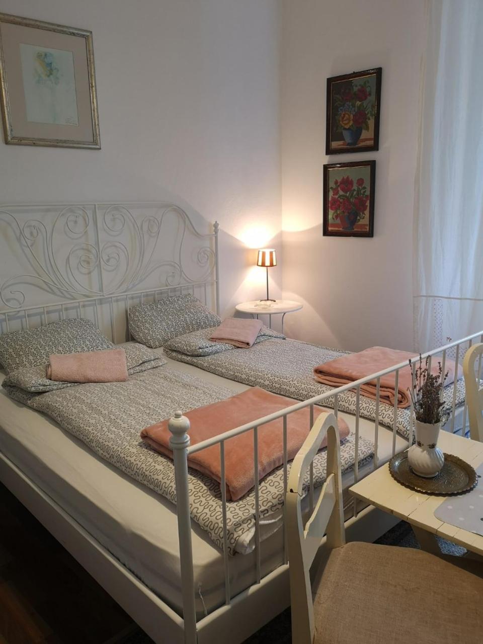 Apartments & Rooms Little Rock โมสตาร์ ภายนอก รูปภาพ